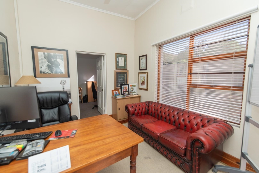 Commercial Property for Sale in Richmond Hill Eastern Cape